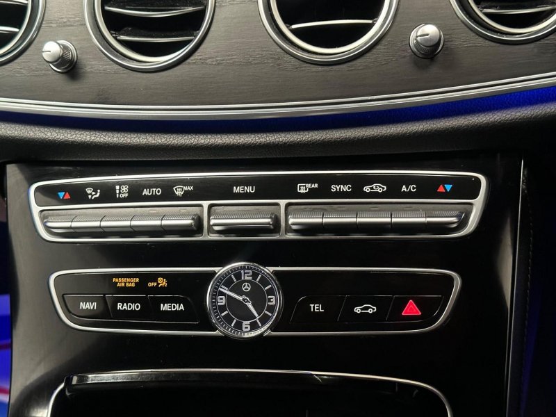 MERCEDES-BENZ E CLASS