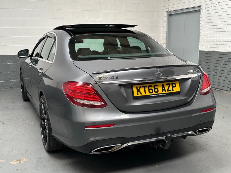 MERCEDES-BENZ E CLASS