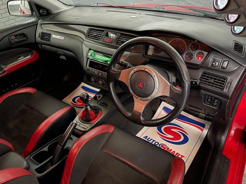 MITSUBISHI LANCER