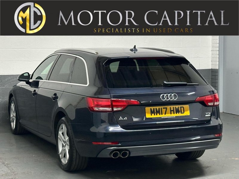 AUDI A4 AVANT